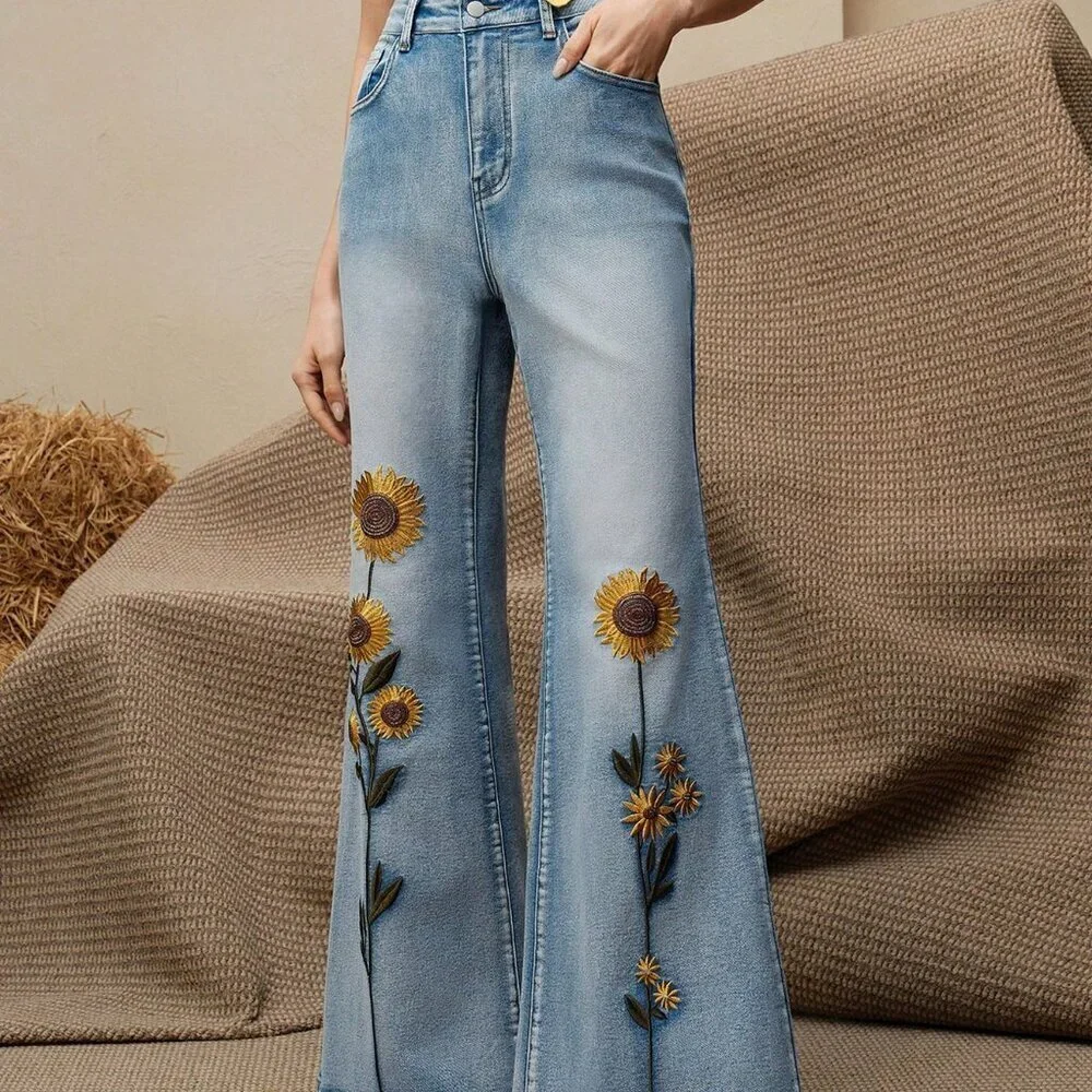 Light Wash Women's Casual Sunflower Embroidery Pocket Flared Jeans - Picture 3 of 7